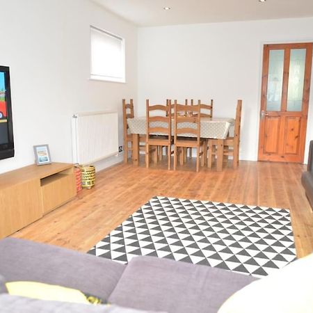 Atlantic Retreat - 5 Minute Stroll From The Beach Bude Exterior foto